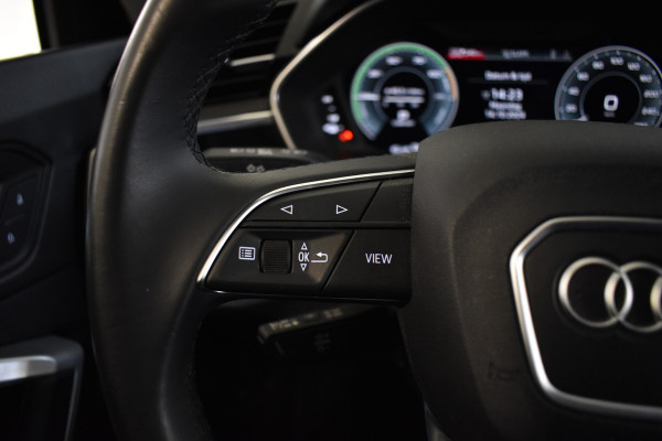 Audi Q3 45 TFSIe 245PK HYBRID S-TRONIC EDITION NAVI/PDC/BLUETOOTH