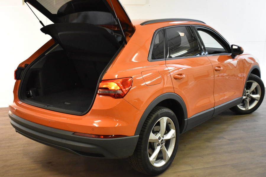Audi Q3 45 TFSIe 245PK HYBRID S-TRONIC EDITION NAVI/PDC/BLUETOOTH