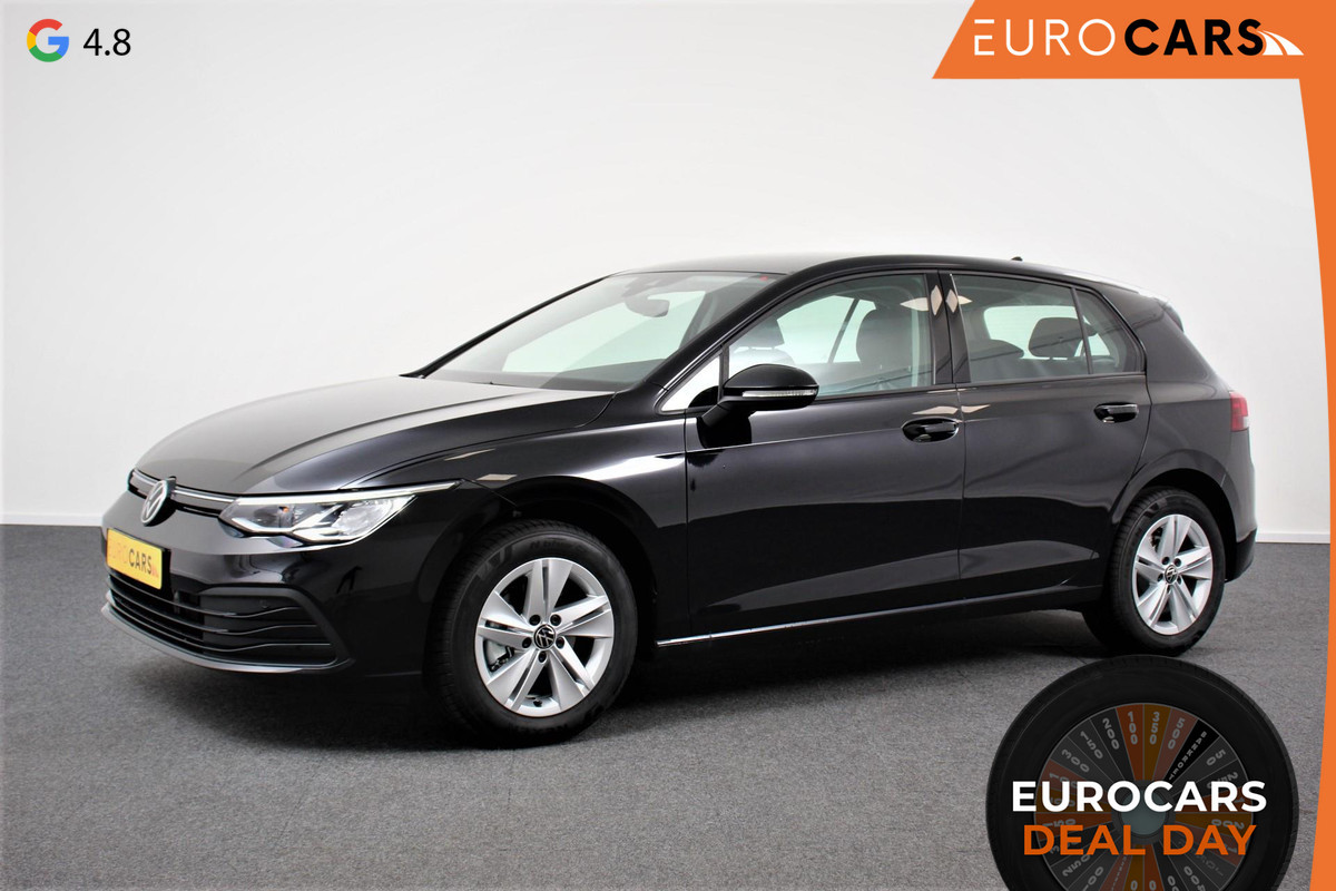 Volkswagen Golf 1.5 TSI 130pk Life Navigatie Climate control Camera Led Parkeer sensoren Virtuel Cockpit Stoel en Stuur verwarming