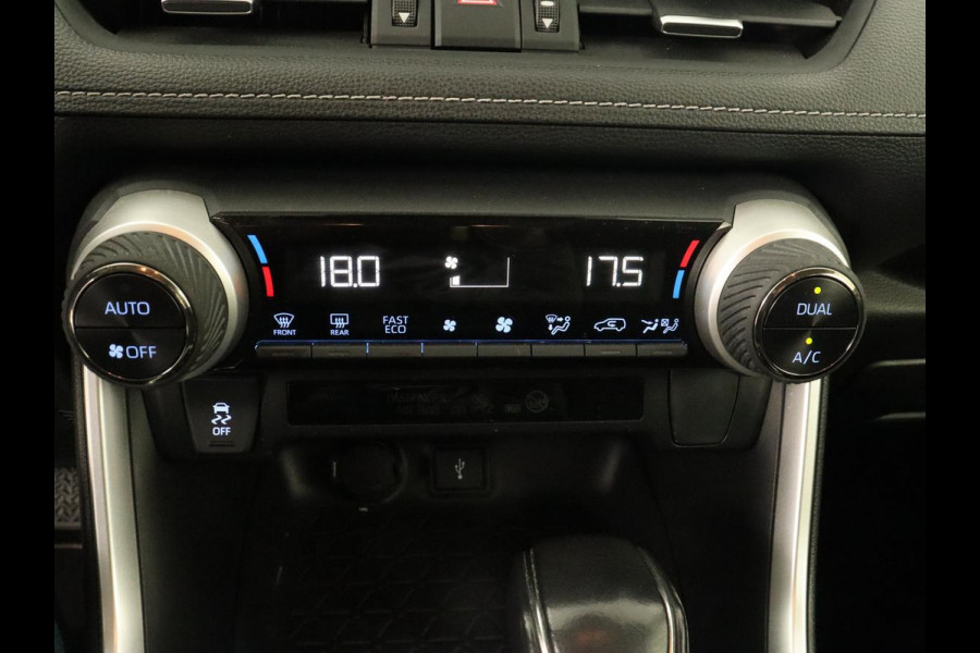 Toyota RAV4 2.5 Hybrid Active | 1e eigenaar | Trekhaak | Adaptive cruise | Camera | Carplay | Full LED | Digital Cockpit | Climate control | Parkeerhulp