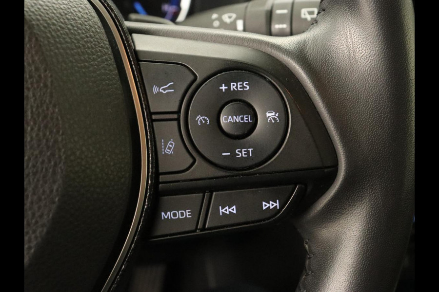 Toyota RAV4 2.5 Hybrid Active | 1e eigenaar | Trekhaak | Adaptive cruise | Camera | Carplay | Full LED | Digital Cockpit | Climate control | Parkeerhulp