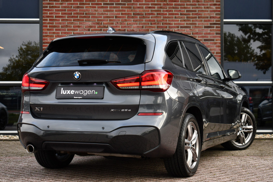 BMW X1 xDrive25e M-Sport Pano ACC HUD Camera Dr-Ast-Plus
