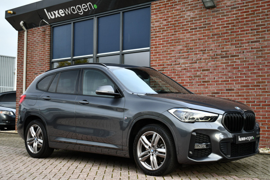 BMW X1 xDrive25e M-Sport Pano ACC HUD Camera Dr-Ast-Plus