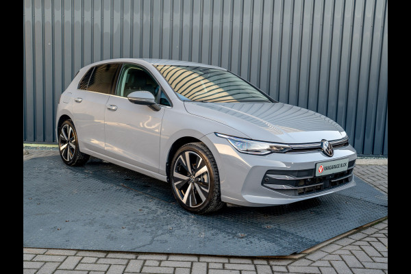Volkswagen Golf 1.5 eTSI 150Pk Style Edition 50 | 360 Camera | Stoelgeheugen | IQ Light | Prijs Rijklaar!!