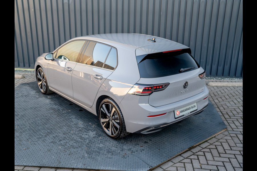 Volkswagen Golf 1.5 eTSI 150Pk Style Edition 50 | 360 Camera | Stoelgeheugen | IQ Light | Prijs Rijklaar!!