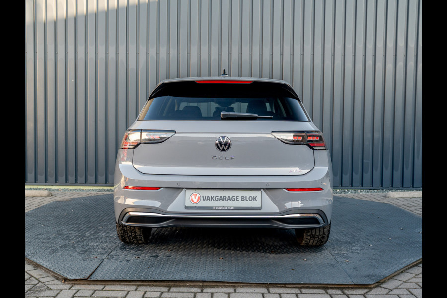 Volkswagen Golf 1.5 eTSI 150Pk Style Edition 50 | 360 Camera | Stoelgeheugen | IQ Light | Prijs Rijklaar!!