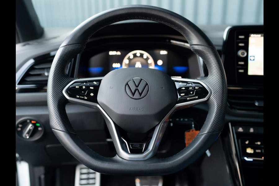 Volkswagen T-Roc 1.5 TSI R-Line Business | Standkachel | Trekhaak afnb. | IQ Light | Camera | Prijs Rijklaar!!