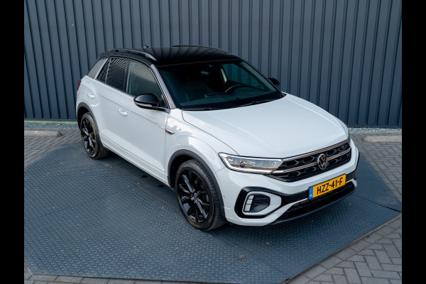 Volkswagen T-Roc 1.5 TSI R-Line Business | Standkachel | Trekhaak afnb. | IQ Light | Camera | Prijs Rijklaar!!