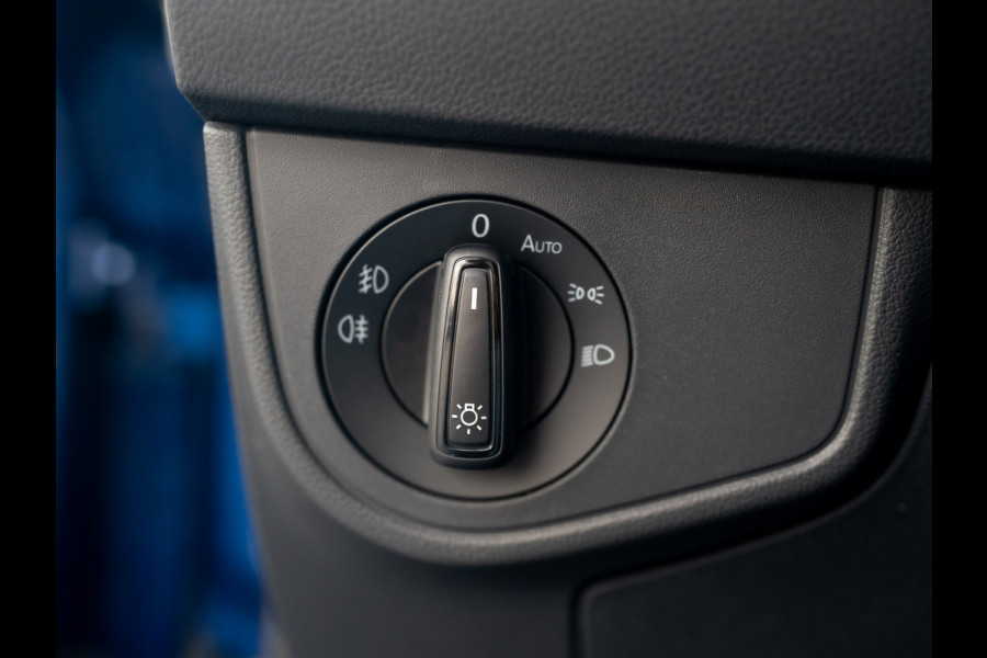 Volkswagen Polo 1.0 TSI R-Line | Keyless | Panodak | IQ Light | Camera | Trekhaak afnb. | Prijs Rijklaar!!