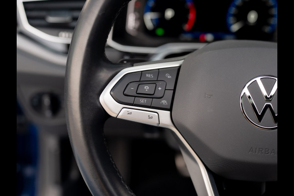 Volkswagen Polo 1.0 TSI R-Line | Keyless | Panodak | IQ Light | Camera | Trekhaak afnb. | Prijs Rijklaar!!