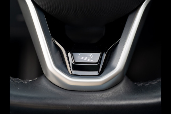 Volkswagen Polo 1.0 TSI R-Line | Keyless | Panodak | IQ Light | Camera | Trekhaak afnb. | Prijs Rijklaar!!