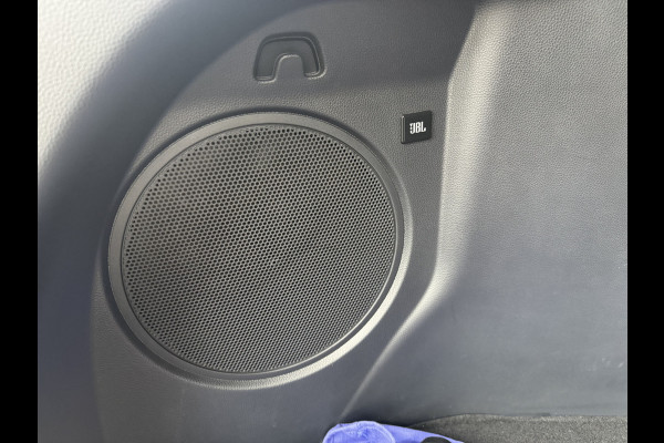 Toyota C-HR 1.8 Hybrid 140 Executive / Bi tone | Afnm. Trekhaak | JBL | Rijklaar!!!