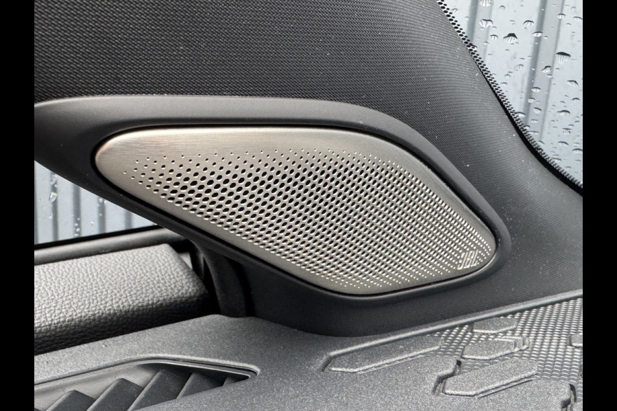 Toyota C-HR 1.8 Hybrid 140 Executive / Bi tone | Afnm. Trekhaak | JBL | Rijklaar!!!