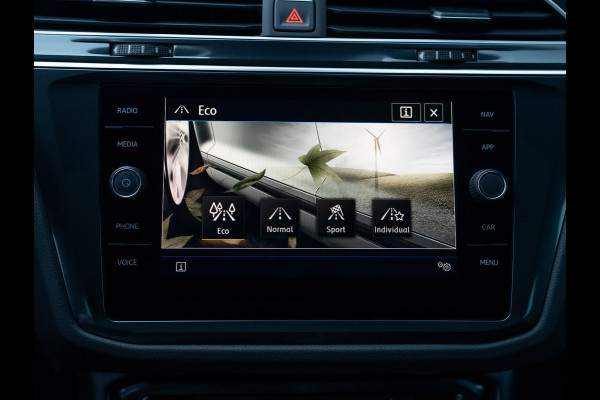 Volkswagen Tiguan 1.4 TSI 4Motion Highline | Panodak | Camera | Keyless | LED | Elk. A-klep | Prijs Rijklaar!!