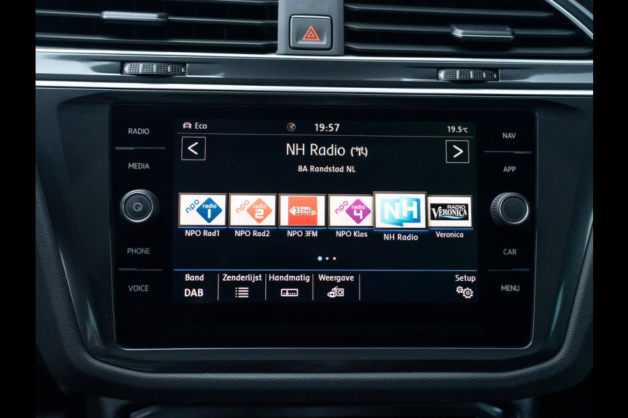 Volkswagen Tiguan 1.4 TSI 4Motion Highline | Panodak | Camera | Keyless | LED | Elk. A-klep | Prijs Rijklaar!!
