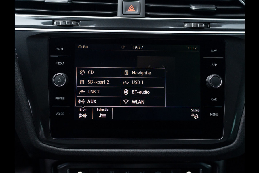 Volkswagen Tiguan 1.4 TSI 4Motion Highline | Panodak | Camera | Keyless | LED | Elk. A-klep | Prijs Rijklaar!!