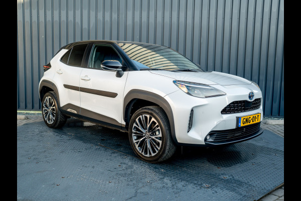 Toyota Yaris Cross 1.5 Hybrid Executive Bi-Tone | Head Up | BSM | Camera | Navi | Stoelverw. | Keyless | Prijs Rijklaar!!