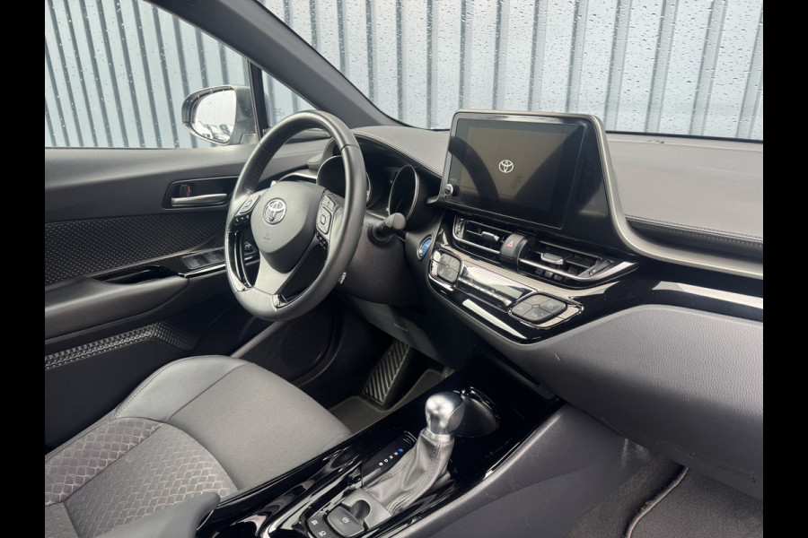 Toyota C-HR 1.8 Hybrid Dynamic | Draadloos Apple Carplay/Android auto | 10 jr GARANTIE | Rijklaar!!!