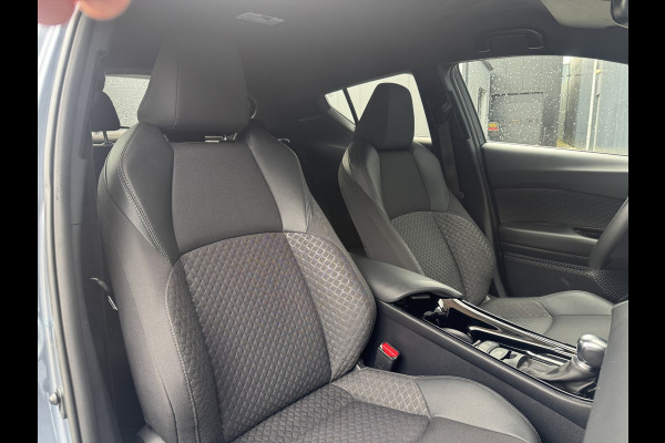 Toyota C-HR 1.8 Hybrid Dynamic | Draadloos Apple Carplay/Android auto | 10 jr GARANTIE | Rijklaar!!!