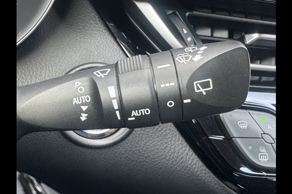 Toyota C-HR 1.8 Hybrid Dynamic | Draadloos Apple Carplay/Android auto | 10 jr GARANTIE | Rijklaar!!!