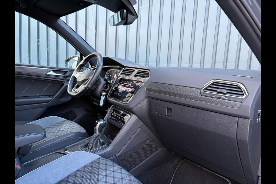Volkswagen Tiguan 1.5 TSI 150Pk R-Line Business | Wegklapbare Trekhaak | Camera | Prijs Rijklaar!!