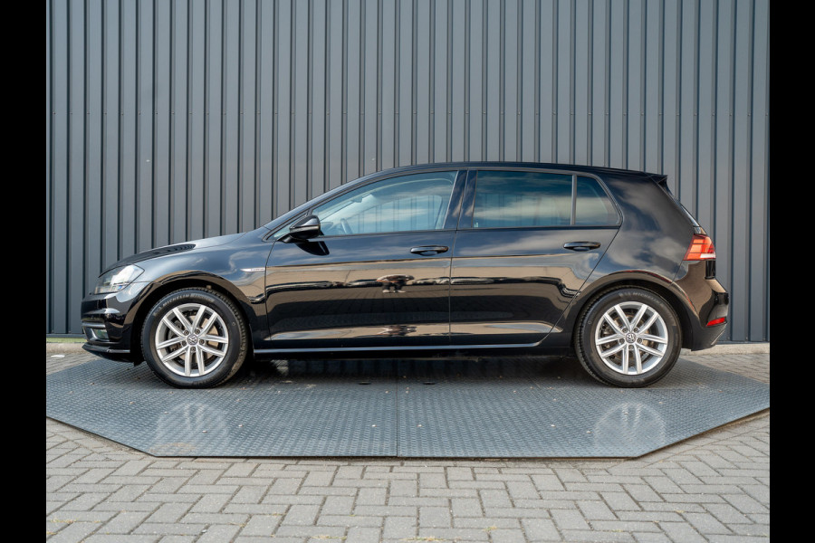 Volkswagen Golf 1.5 TSI 130Pk Comfortline Business | Adapt. Cr. | Climate Control | Parkeersensoren V&A | Prijs Rijklaar!!