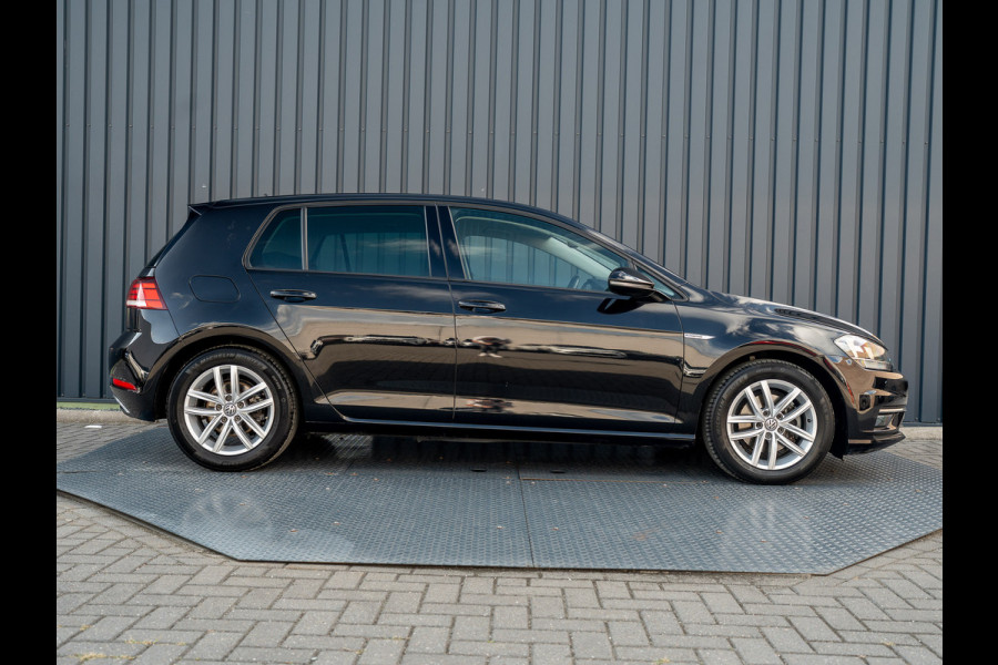 Volkswagen Golf 1.5 TSI 130Pk Comfortline Business | Adapt. Cr. | Climate Control | Parkeersensoren V&A | Prijs Rijklaar!!