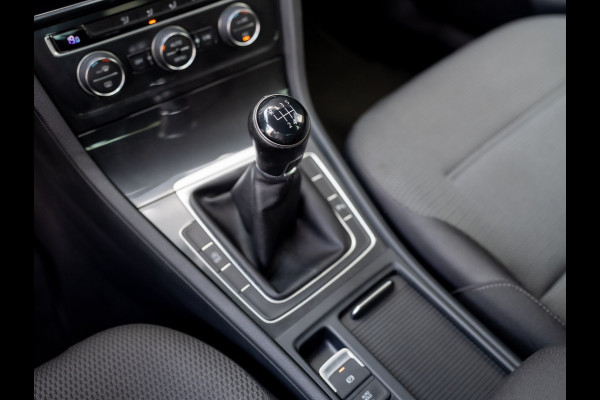 Volkswagen Golf 1.5 TSI 130Pk Comfortline Business | Adapt. Cr. | Climate Control | Parkeersensoren V&A | Prijs Rijklaar!!