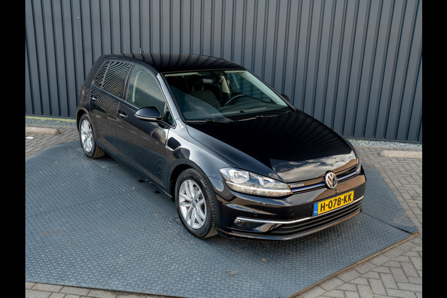 Volkswagen Golf 1.5 TSI 130Pk Comfortline Business | Adapt. Cr. | Climate Control | Parkeersensoren V&A | Prijs Rijklaar!!