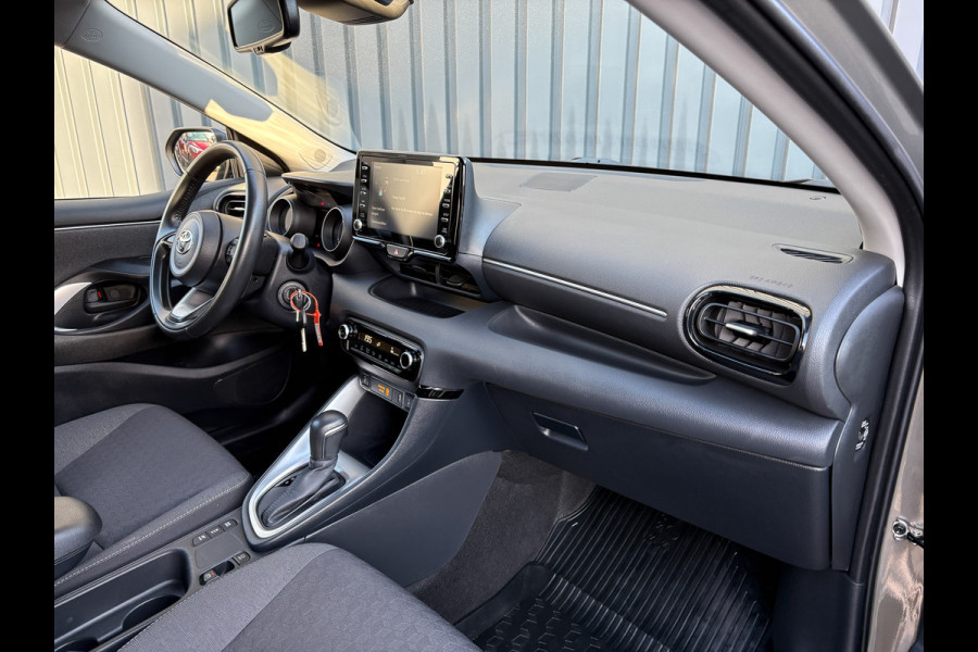 Toyota Yaris 1.5 Hybrid 115 Dynamic | Stoelverw. | Camera | Reservewiel | Prijs Rijklaar!!