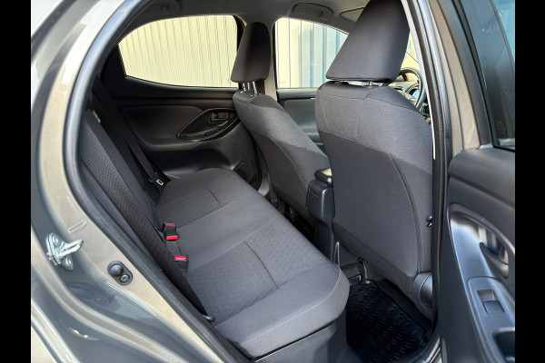 Toyota Yaris 1.5 Hybrid 115 Dynamic | Stoelverw. | Camera | Reservewiel | Prijs Rijklaar!!