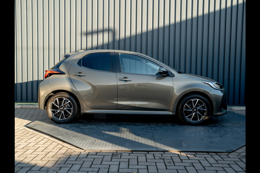 Toyota Yaris 1.5 Hybrid 115 Dynamic | Stoelverw. | Camera | Reservewiel | Prijs Rijklaar!!