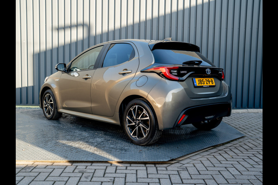 Toyota Yaris 1.5 Hybrid 115 Dynamic | Stoelverw. | Camera | Reservewiel | Prijs Rijklaar!!
