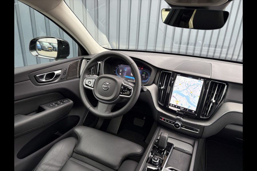 Volvo XC60 2.0 T6 Plug-in hybrid AWD Plus Dark | 360 Camera | Harman/Kardon | Trekhaak | Panodak | Long Range | Prijs Rijklaar!!