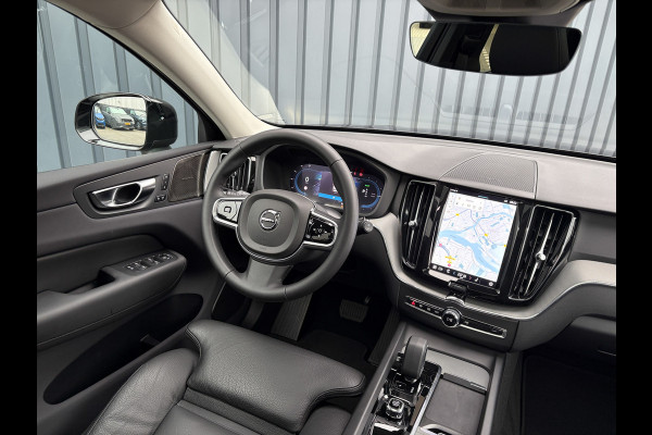 Volvo XC60 2.0 T6 Plug-in hybrid AWD Plus Dark | 360 Camera | Harman/Kardon | Trekhaak | Panodak | Long Range | Prijs Rijklaar!!