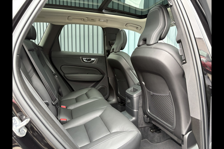Volvo XC60 2.0 T6 Plug-in hybrid AWD Plus Dark | 360 Camera | Harman/Kardon | Trekhaak | Panodak | Long Range | Prijs Rijklaar!!