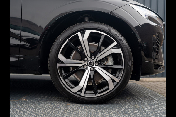 Volvo XC60 2.0 T6 Plug-in hybrid AWD Plus Dark | 360 Camera | Harman/Kardon | Trekhaak | Panodak | Long Range | Prijs Rijklaar!!