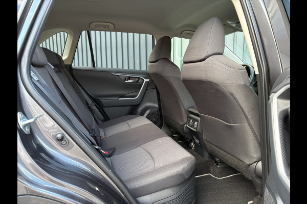 Toyota RAV4 2.5 Hybrid Business Plus | Nwe Model | Elk. A-klep | Keyless | Stoelverwarming | Camera | PDC V&A | Prijs Rijklaar!!