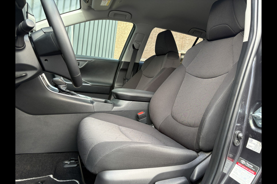 Toyota RAV4 2.5 Hybrid Business Plus | Nwe Model | Elk. A-klep | Keyless | Stoelverwarming | Camera | PDC V&A | Prijs Rijklaar!!