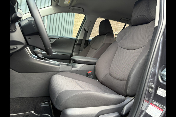 Toyota RAV4 2.5 Hybrid Business Plus | Nwe Model | Elk. A-klep | Keyless | Stoelverwarming | Camera | PDC V&A | Prijs Rijklaar!!