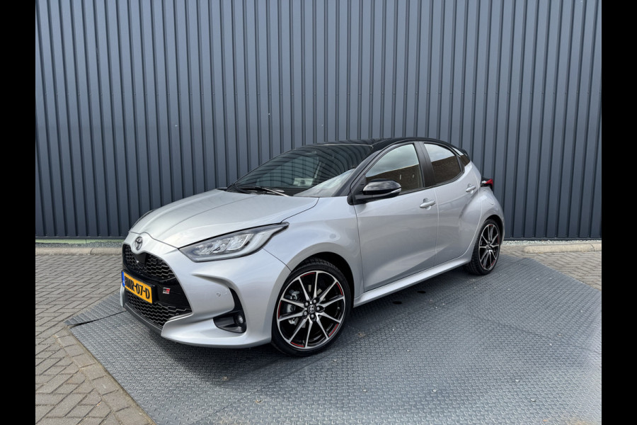 Toyota Yaris 1.5 Hybrid 130 GR Sport / Bi tone | 7.200 km | 1ste particuliere eigenaar | Rijklaar!!
