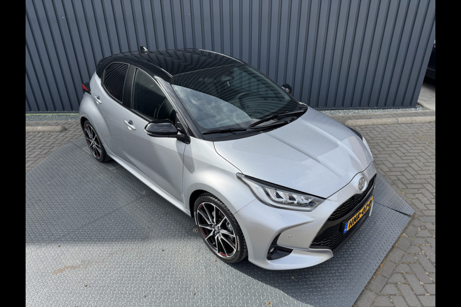 Toyota Yaris 1.5 Hybrid 130 GR Sport / Bi tone | 7.200 km | 1ste particuliere eigenaar | Rijklaar!!