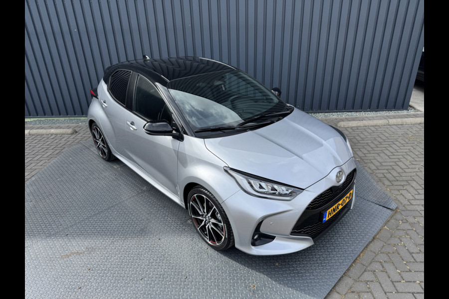Toyota Yaris 1.5 Hybrid 130 GR Sport / Bi tone | 7.200 km | 1ste particuliere eigenaar | Rijklaar!!