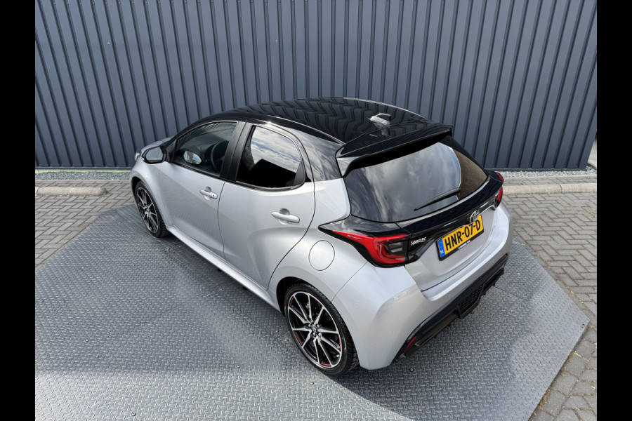 Toyota Yaris 1.5 Hybrid 130 GR Sport / Bi tone | 7.200 km | 1ste particuliere eigenaar | Rijklaar!!