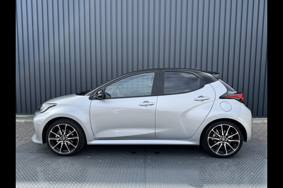 Toyota Yaris 1.5 Hybrid 130 GR Sport / Bi tone | 7.200 km | 1ste particuliere eigenaar | Rijklaar!!