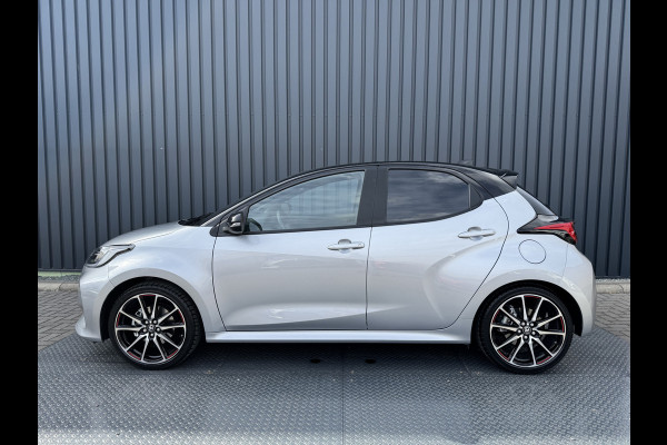 Toyota Yaris 1.5 Hybrid 130 GR Sport / Bi tone | 7.200 km | 1ste particuliere eigenaar | Rijklaar!!