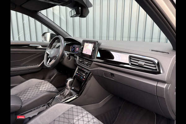 Volkswagen T-Roc 1.5 TSI R-Line Business | Panodak | Beats | Keyless | Trekhaak | IQ Light | Side Assist | Prijs Rijklaar!!