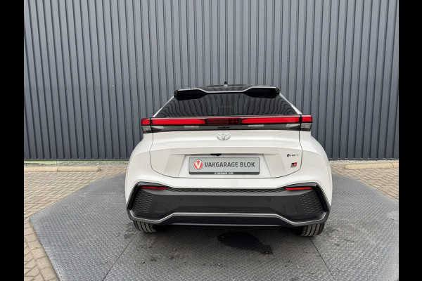 Toyota C-HR 2.0 Hybrid 200 GR SPORT(GEEN PHEV) | Pano dak | Head-up | JBL | LED | Rijklaar!!