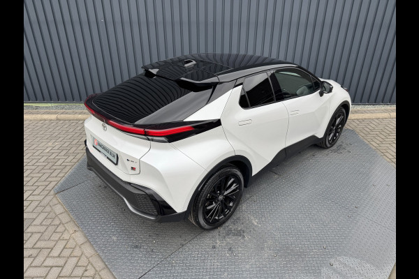Toyota C-HR 2.0 Hybrid 200 GR SPORT(GEEN PHEV) | Pano dak | Head-up | JBL | LED | Rijklaar!!