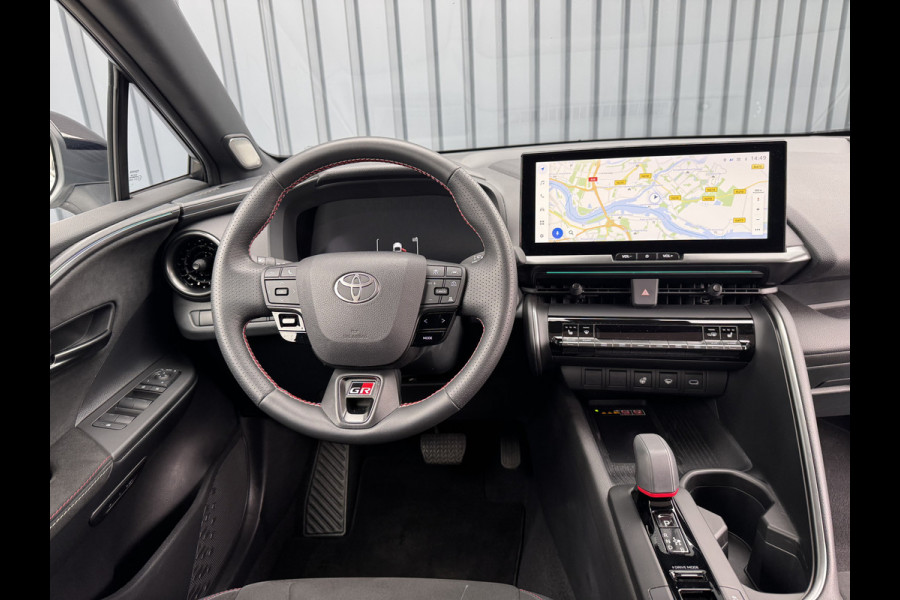 Toyota C-HR 2.0 Hybrid 200 GR SPORT(GEEN PHEV) | Pano dak | Head-up | JBL | LED | Rijklaar!!